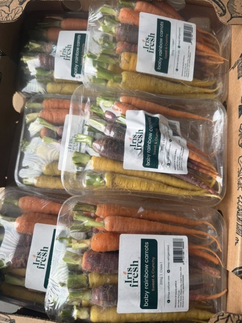 Baby marchewka, baby carrots świeża 200g - idealna do dań SAUTE