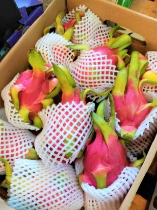 PITAJA, PITAHAYA, SMOCZY OWOC świeży 3kg - 8-10szt